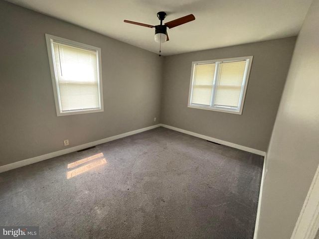 209 MAINE AVE, Cherry Hill, NJ 08002