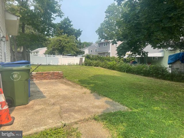209 MAINE AVE, Cherry Hill, NJ 08002
