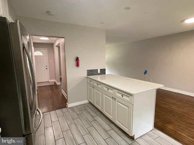 209 MAINE AVE, Cherry Hill, NJ 08002