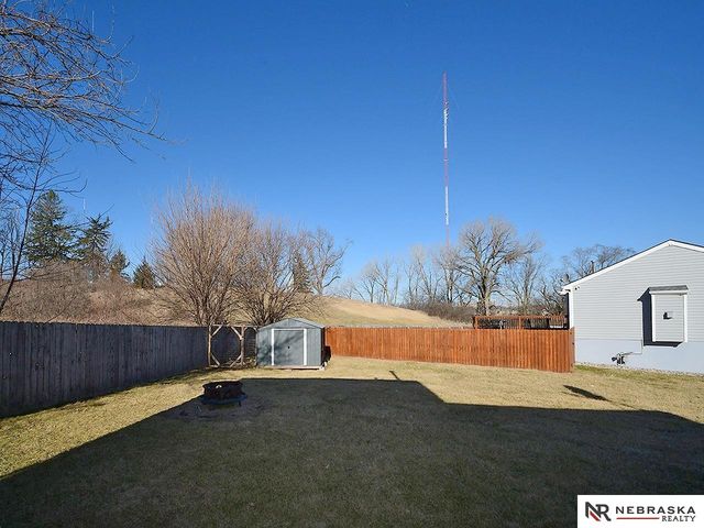 5818 N 61st Avenue, Omaha, NE 68104