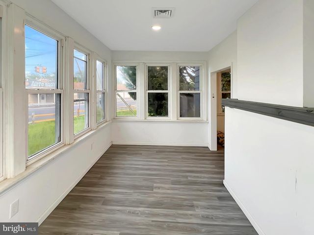 101 JEFFERS LANDING RD, Egg Harbor Township, NJ 08234