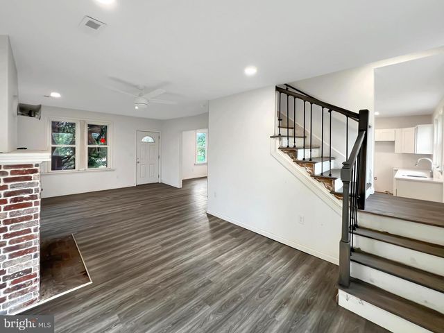 101 JEFFERS LANDING RD, Egg Harbor Township, NJ 08234