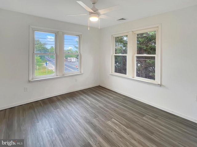 101 JEFFERS LANDING RD, Egg Harbor Township, NJ 08234