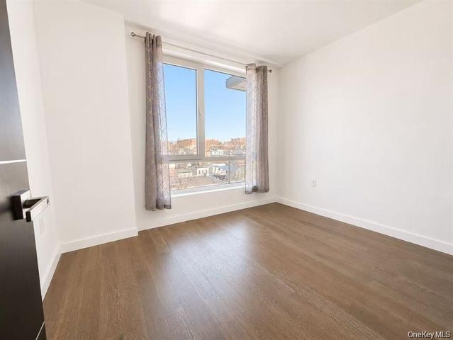 7009 45th Avenue 7C, Woodside, NY 11377