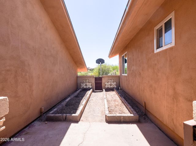 1224 N ACACIA Road, Apache Junction, AZ 85119