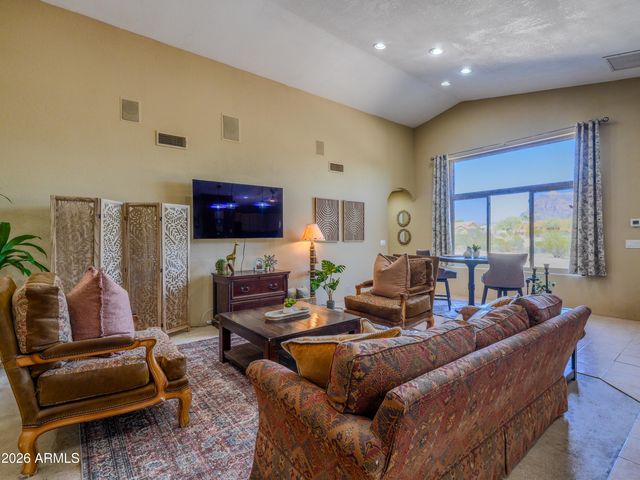1224 N ACACIA Road, Apache Junction, AZ 85119
