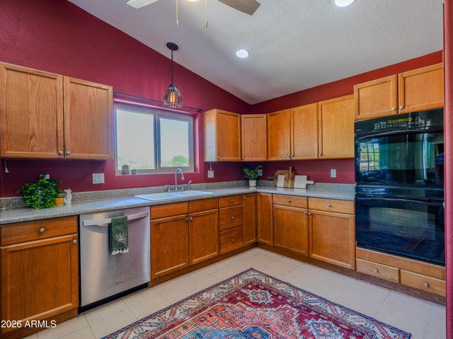 1224 N ACACIA Road, Apache Junction, AZ 85119