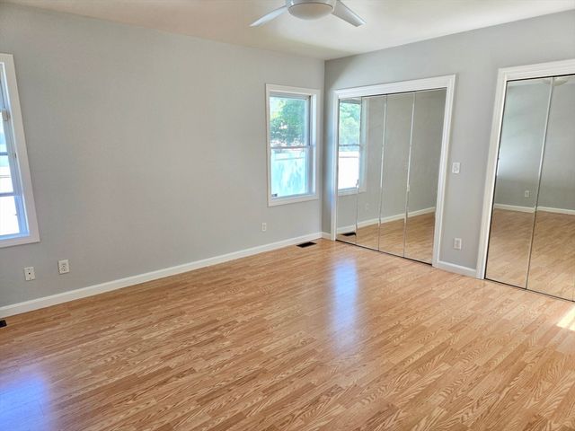 17 Cedar St, Southbridge, MA 01550