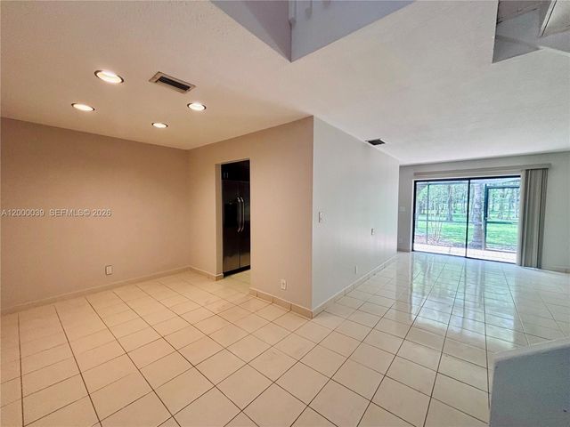 2215 NW 45th Ave 2215, Coconut Creek, FL 33066