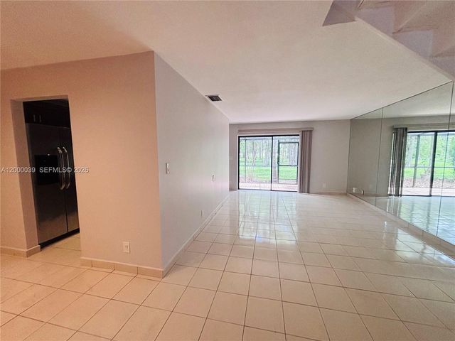 2215 NW 45th Ave 2215, Coconut Creek, FL 33066