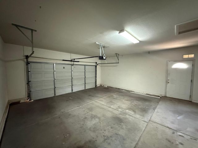 432 W Carob Drive, Chandler, AZ 85248