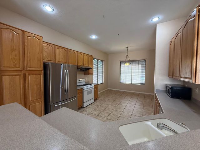 432 W Carob Drive, Chandler, AZ 85248