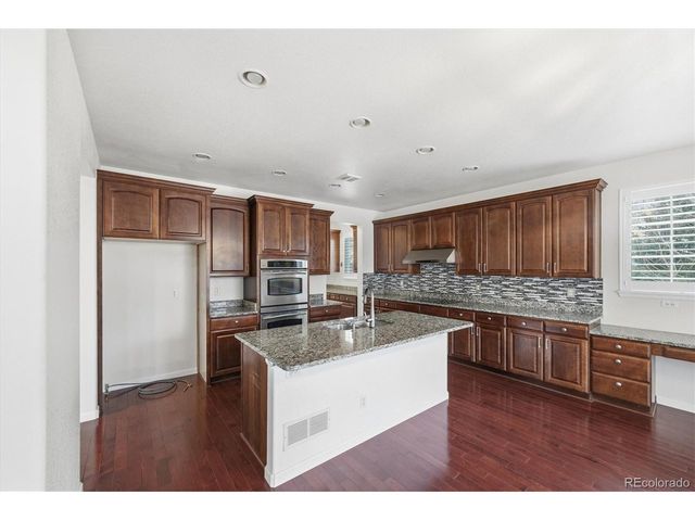 21091 E Flora Pl, Aurora, CO 80013