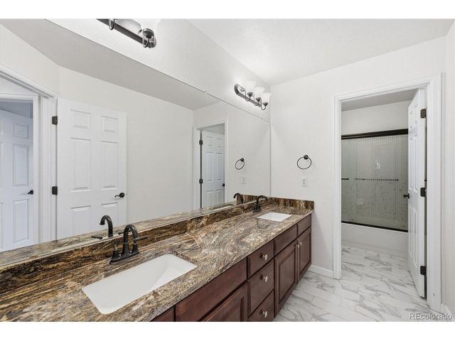 21091 E Flora Pl, Aurora, CO 80013
