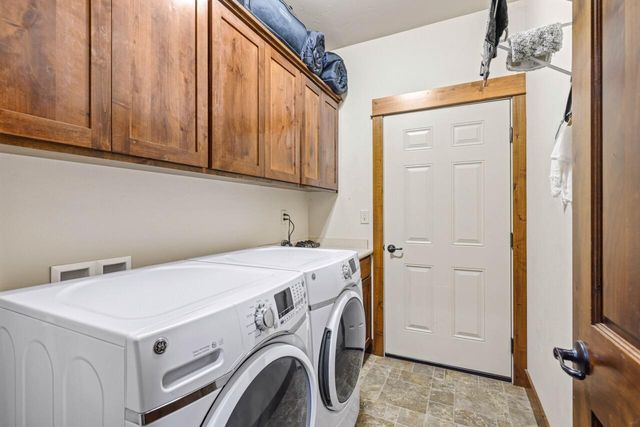 3609 Mallard Lane, Medford, OR 97504