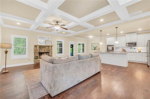 231 Homestead Circle, Forsyth, GA 31029