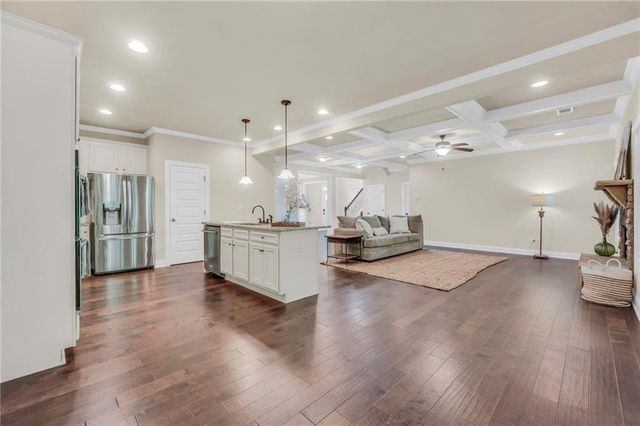231 Homestead Circle, Forsyth, GA 31029