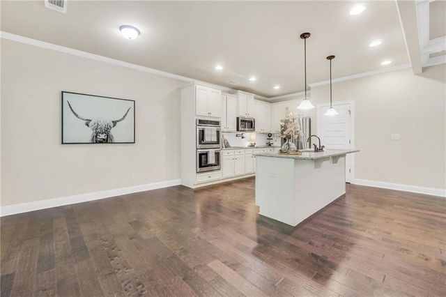 231 Homestead Circle, Forsyth, GA 31029