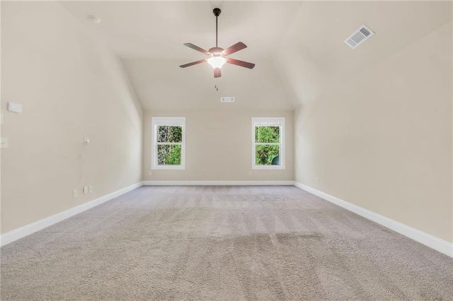 231 Homestead Circle, Forsyth, GA 31029