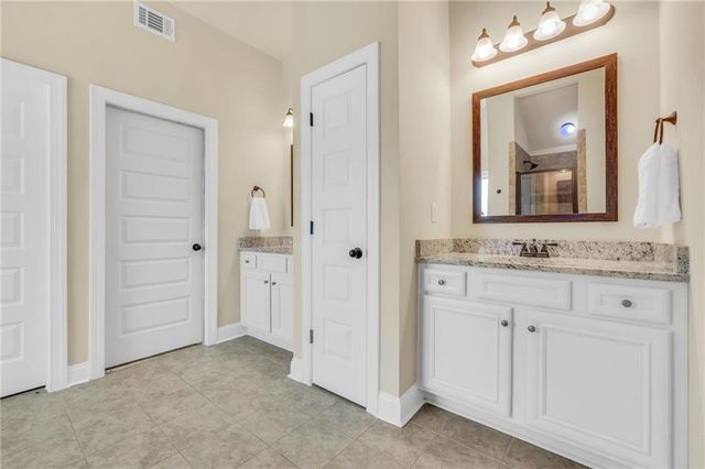 231 Homestead Circle, Forsyth, GA 31029