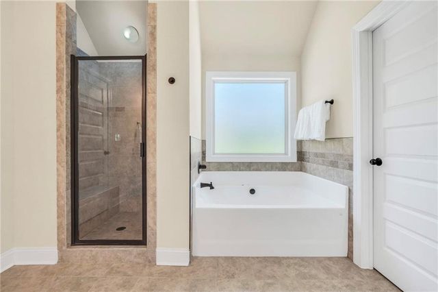 231 Homestead Circle, Forsyth, GA 31029