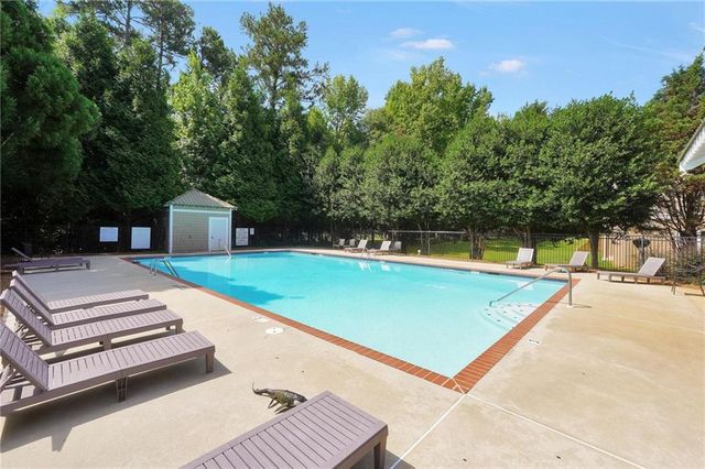 231 Homestead Circle, Forsyth, GA 31029