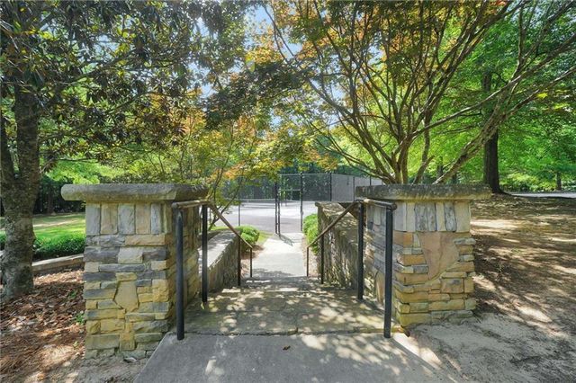 231 Homestead Circle, Forsyth, GA 31029