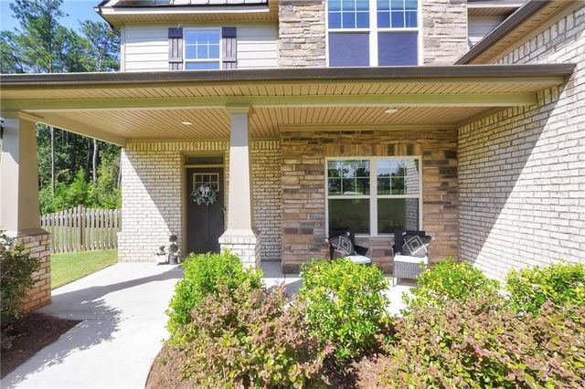 231 Homestead Circle, Forsyth, GA 31029