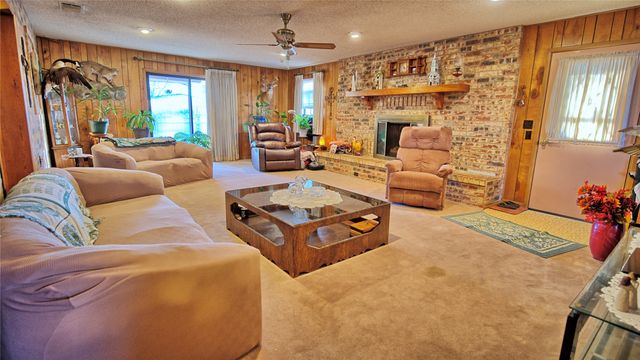 200 Louise Street, Nocona, TX 76255