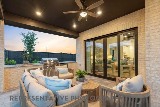 18122 Sunlit Oasis Drive, Webster, TX 77598