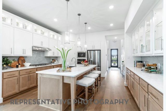 18122 Sunlit Oasis Drive, Webster, TX 77598