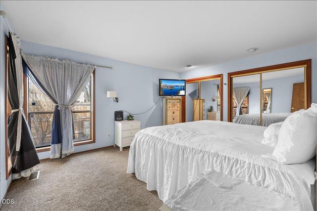 667 Golden Lane, Medford, OR 97504