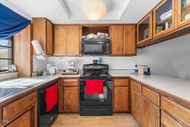 667 Golden Lane, Medford, OR 97504