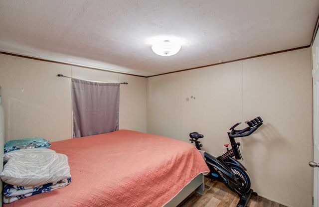 369 Road 5262, Cleveland, TX 77327