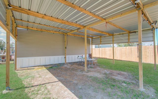 369 Road 5262, Cleveland, TX 77327