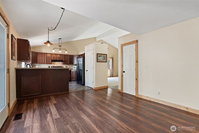 14205 77th Avenue E, Puyallup, WA 98373
