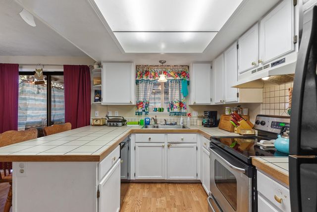 5224 N Jefferson St, Spokane, WA 99205