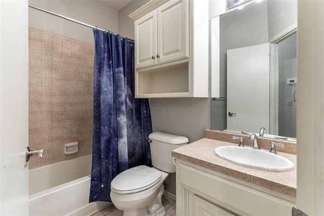 4437 Alturas Court, Oklahoma City, OK 73120