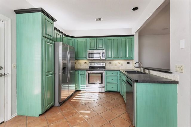 4437 Alturas Court, Oklahoma City, OK 73120