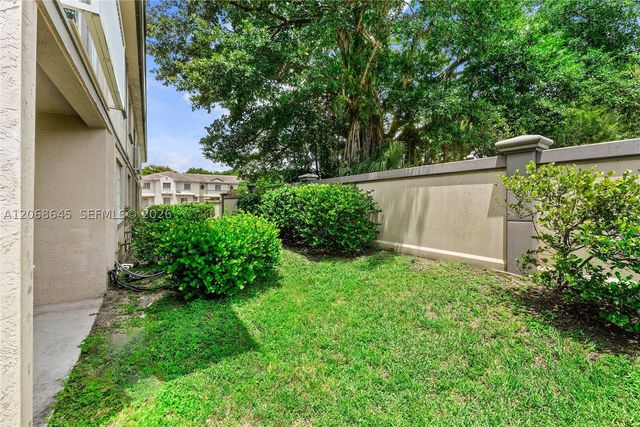 2004 Freeport Ln 4106, Riviera Beach, FL 33404