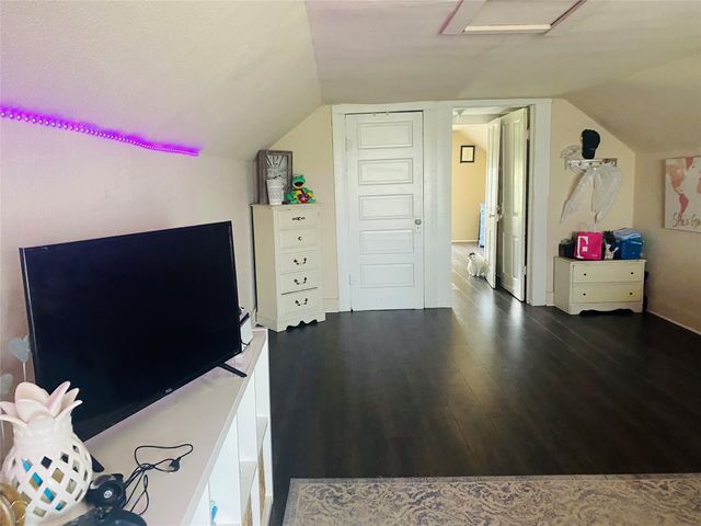 1341 S State Hwy 205, Mclendon Chisholm, TX 75032