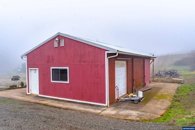 3731 Vitae Springs Rd S, Salem, OR 97306