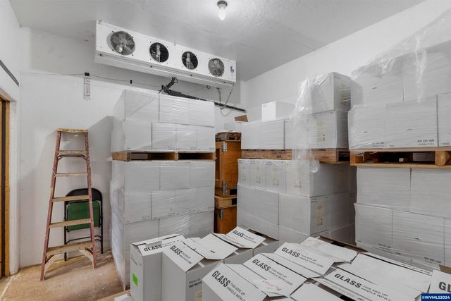 3731 Vitae Springs Rd S, Salem, OR 97306