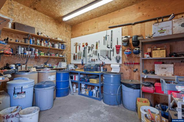 3731 Vitae Springs Rd S, Salem, OR 97306