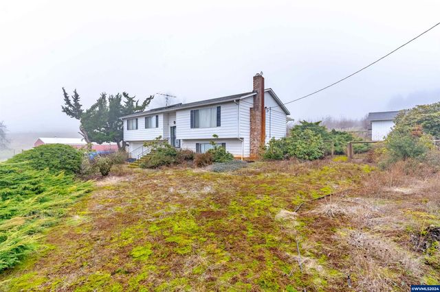 3731 Vitae Springs Rd S, Salem, OR 97306