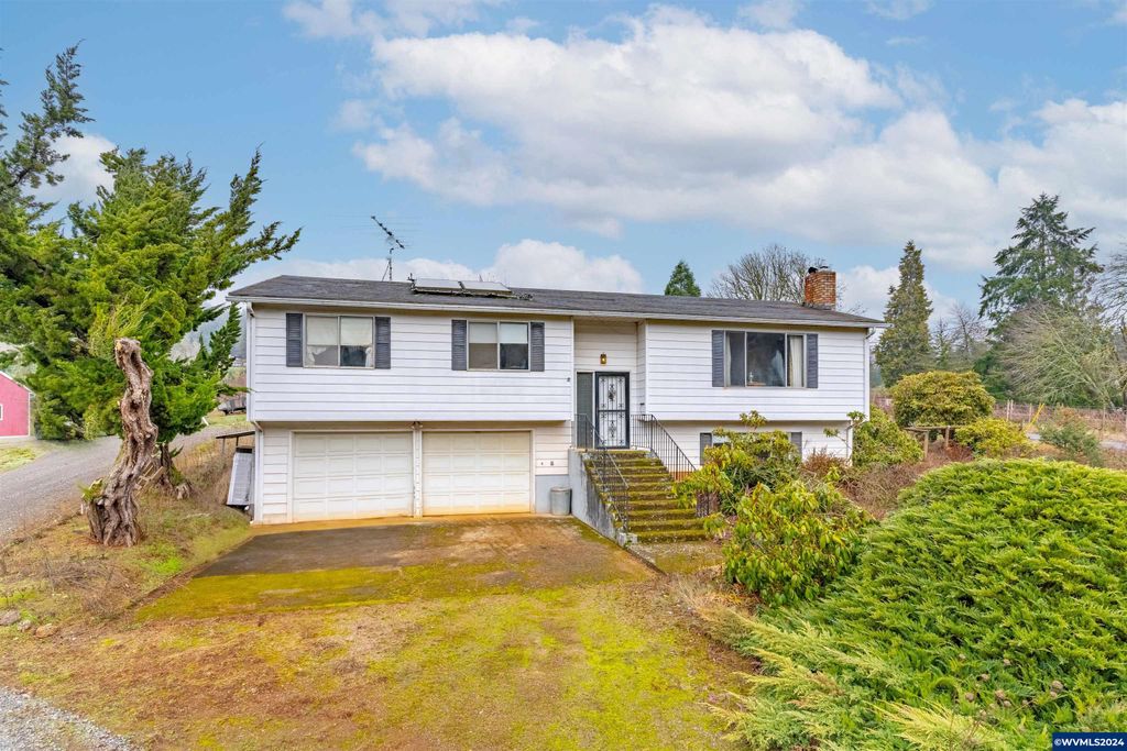 3731 Vitae Springs Rd S, Salem, OR 97306
