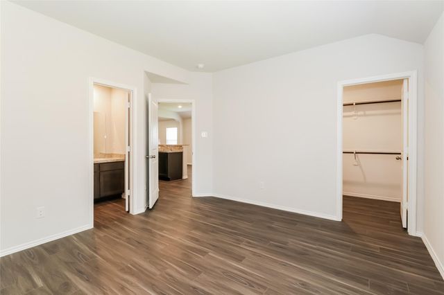 1240 Narrow Heights Drive, Conroe, TX 77301