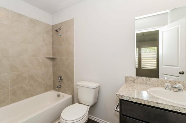 1240 Narrow Heights Drive, Conroe, TX 77301