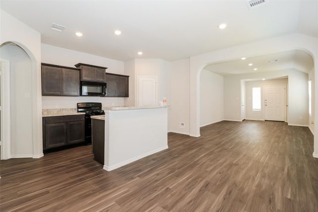 1240 Narrow Heights Drive, Conroe, TX 77301