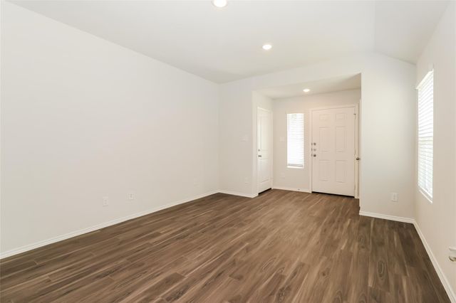 1240 Narrow Heights Drive, Conroe, TX 77301